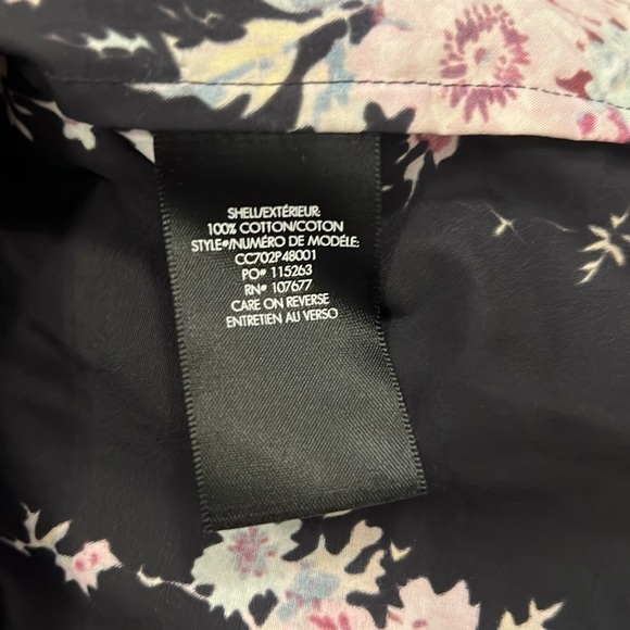 Alice and Olivia Flared Sleeve Printed Top - Picture 10 of 10